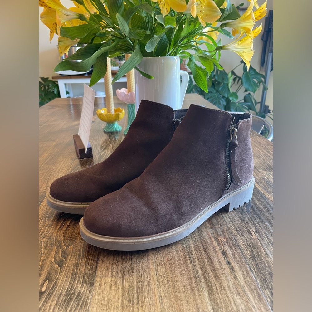 Esprit Saige Bootie in Dark Brown